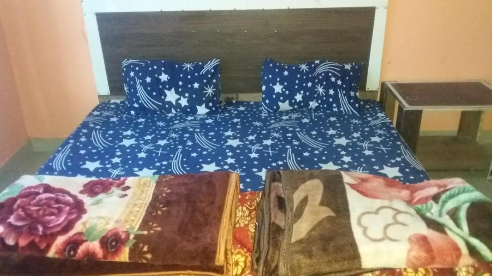 Spot On Sharma'S Kitchen & Home Stay Bajaura Exterior foto